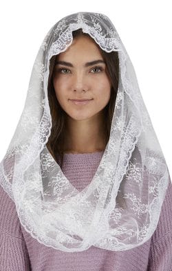 White Lace Infinity Chapel Veil